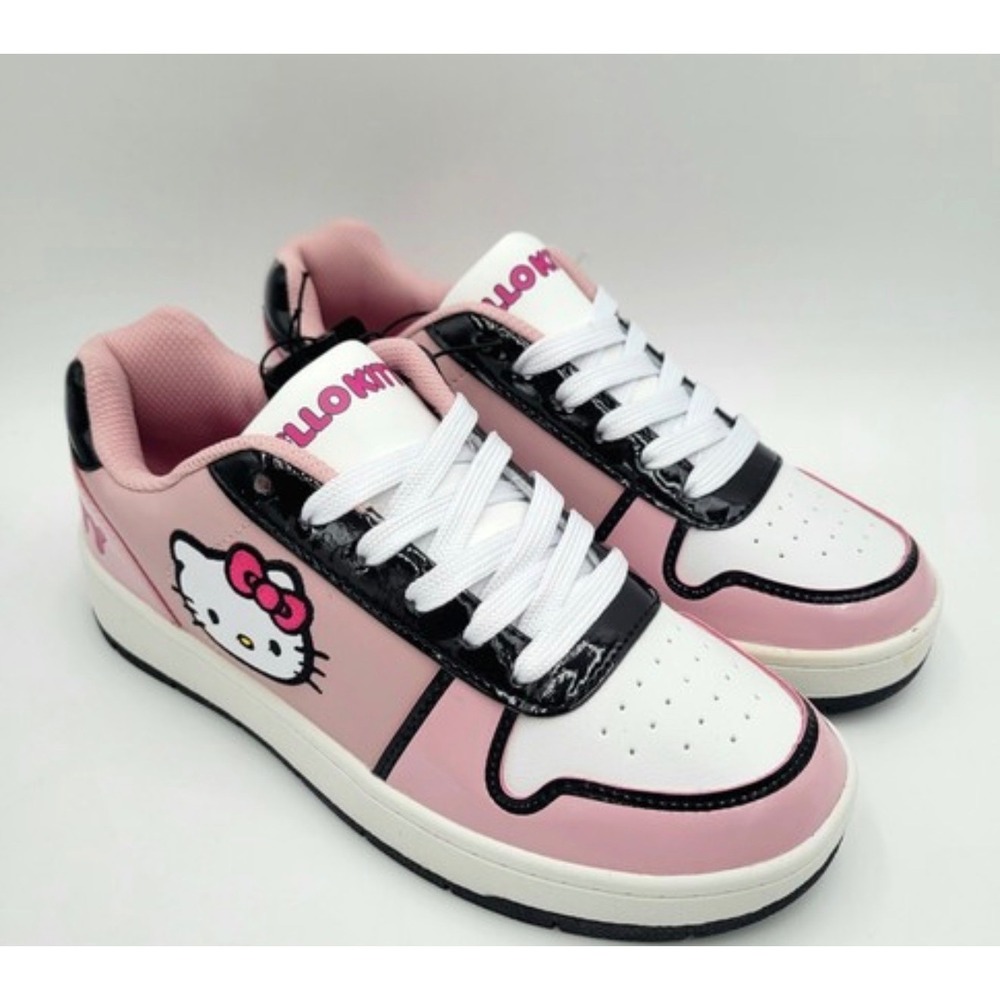 NEW Hello Kitty Sanrio Pink White Black Low Top Sneakers Womens Sz 6 Y2K Kawaii